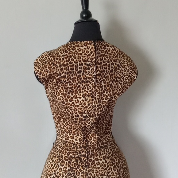 For the Vixen !Pinup Couture leopard print Heidi dress size small - Picture 5 of 6